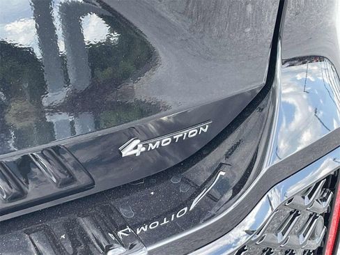 Used 2025 Volkswagen Atlas SEL Premium R-Line AWD/4WD image 15