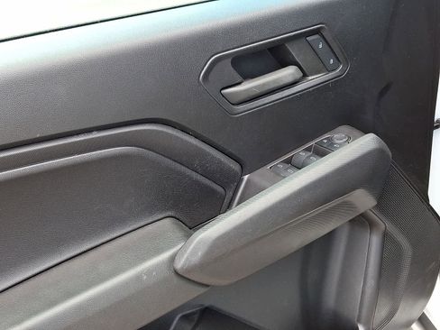 Used 2024 Chevrolet Colorado W/T RWD image 27