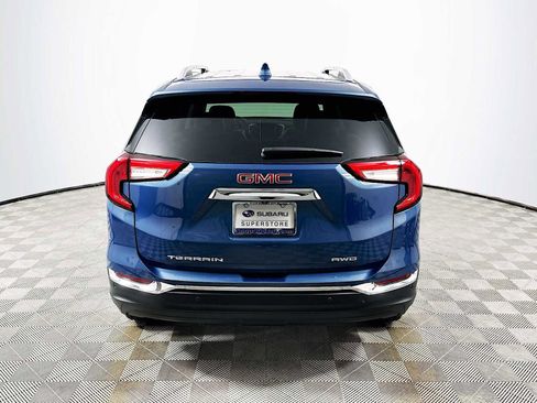 Used 2024 GMC Terrain SLT w/ Tech Package image 6