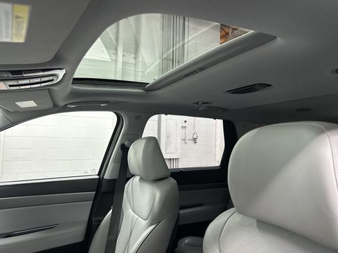 Used 2023 Hyundai Palisade SEL w/ Cargo Package image 31