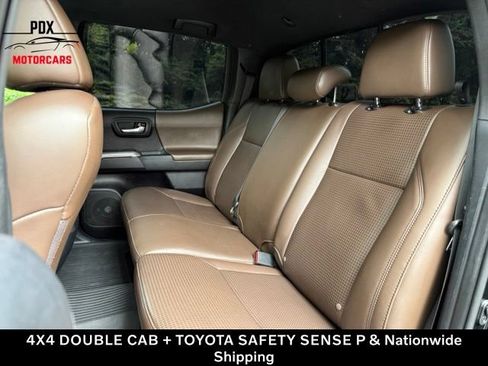 Used 2021 Toyota Tacoma Limited AWD/4WD image 28