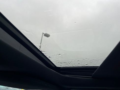 Used 2023 Ford Expedition Max Limited image 18