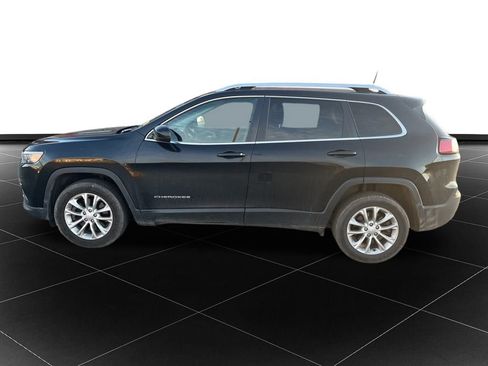 Used 2019 Jeep Cherokee Latitude w/ Popular Appearance Group image 2