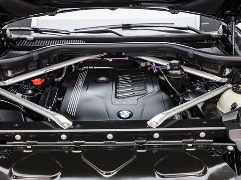 Certified 2023 BMW X6 xDrive40i w/ M Sport Package image 29