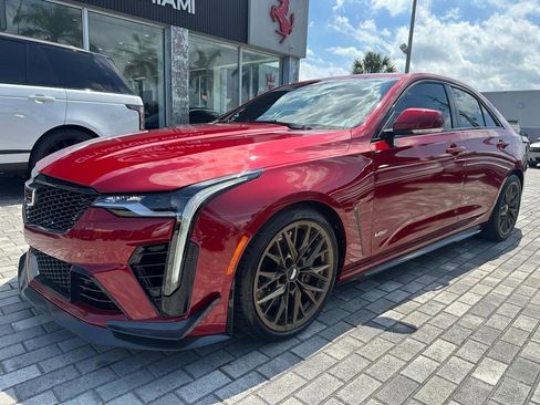 Used 2022 Cadillac CT4 V Blackwing w/ Carbon Fiber 1 Package RWD image 3