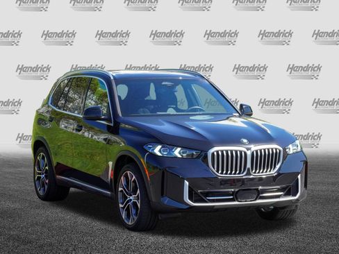 Certified 2026 BMW X5 xDrive40i AWD/4WD image 2