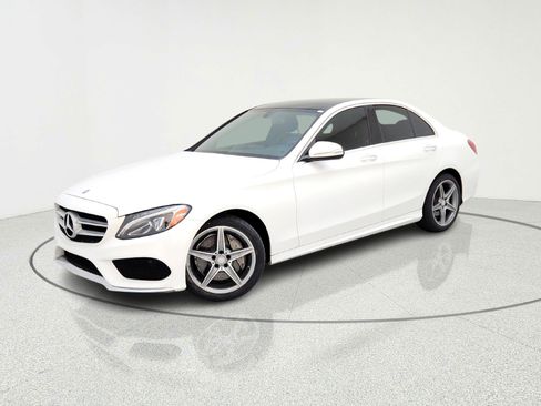 Used 2015 Mercedes-Benz C 300 4MATIC Sedan image 1