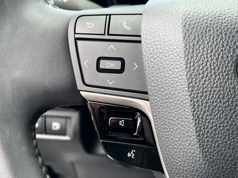 Used 2025 Toyota Camry XSE FWD image 20