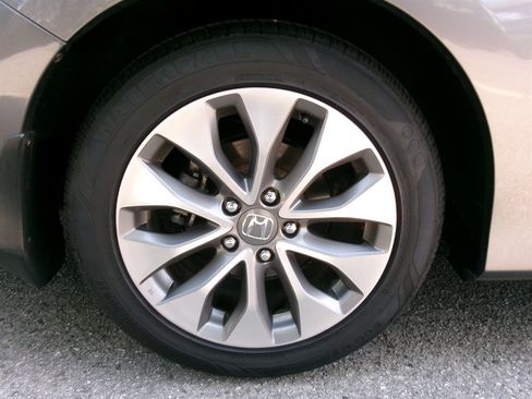 Used 2014 Honda Accord EX-L image 34