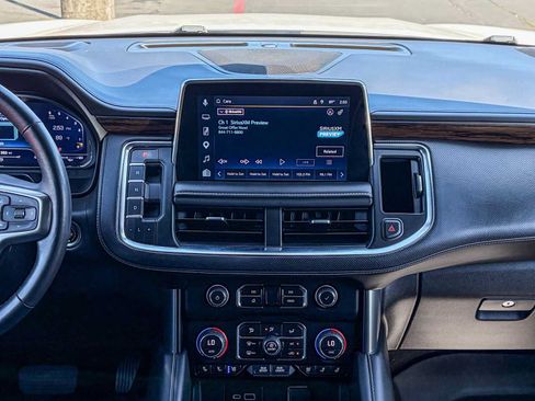Used 2023 Chevrolet Tahoe Premier AWD/4WD image 12