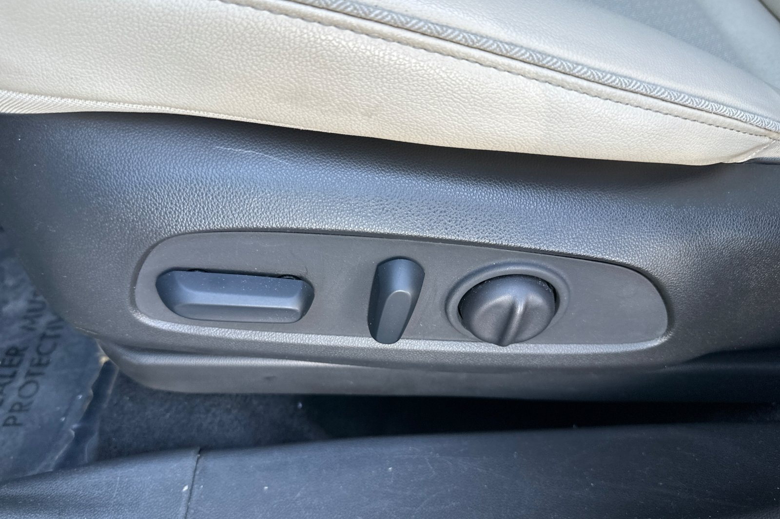 Used 2023 Buick Encore GX Select FWD image 13