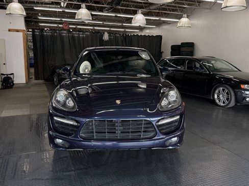 Used 2014 Porsche Cayenne GTS image 2