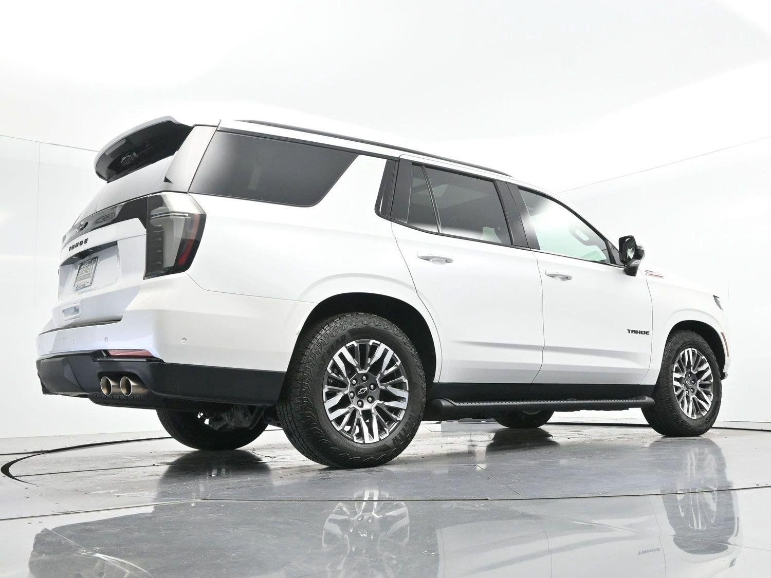 Used 2025 Chevrolet Tahoe Z71 w/ Z71 Off-Road Package AWD/4WD image 48