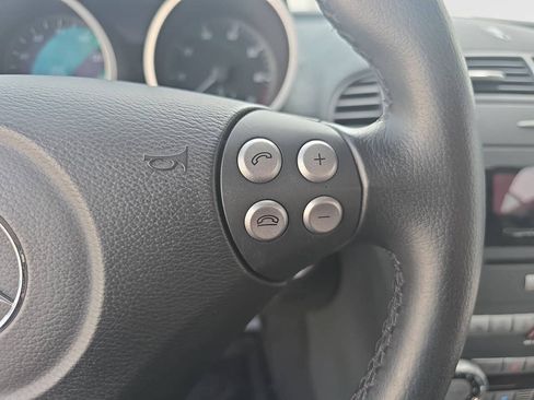 Used 2005 Mercedes-Benz SLK 350 image 16