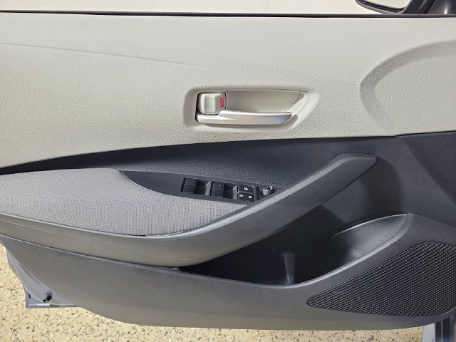 Used 2021 Toyota Corolla LE FWD image 20