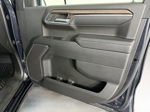 Used 2023 Chevrolet Silverado 1500 LT image 30