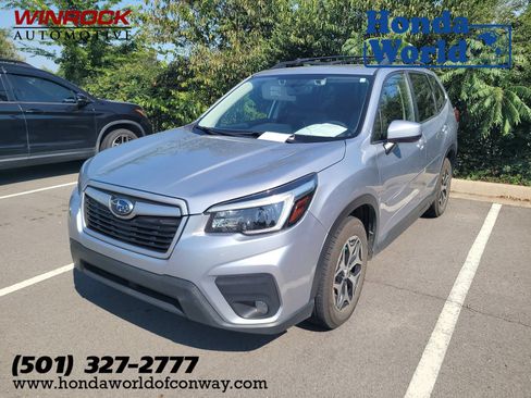 Used 2021 Subaru Forester Premium AWD/4WD image 1