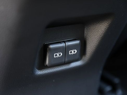 Certified 2025 Toyota RAV4 XLE Premium image 18