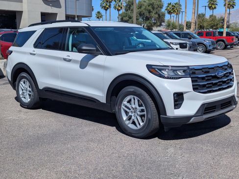 New 2026 Ford Explorer Active w/ Active Comfort Package RWD image 1