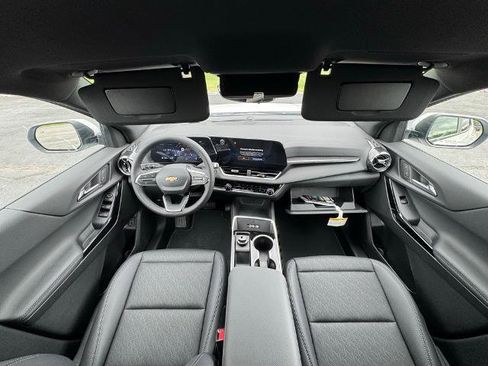 New 2026 Chevrolet Equinox LT w/ Convenience Package II image 49