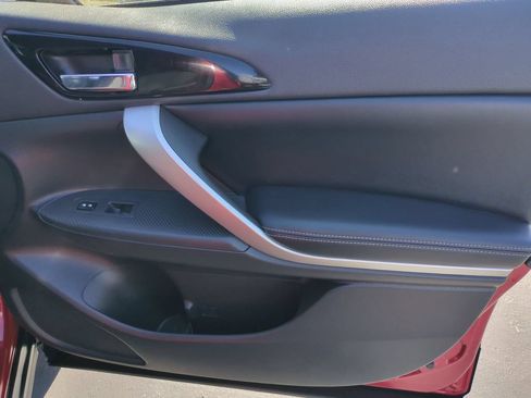 Used 2025 Mitsubishi Eclipse Cross SE AWD/4WD image 32