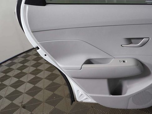 Certified 2024 Hyundai Kona SEL FWD image 20
