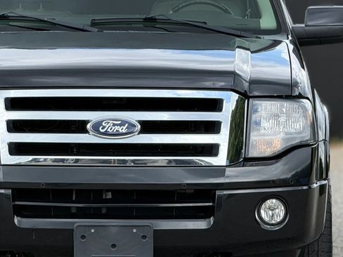 Used 2014 Ford Expedition Limited w/ Equipment Group 301A AWD/4WD image 12