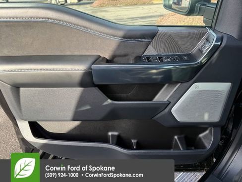 Certified 2025 Ford F350 Platinum w/ Tremor Off-Road Package image 22