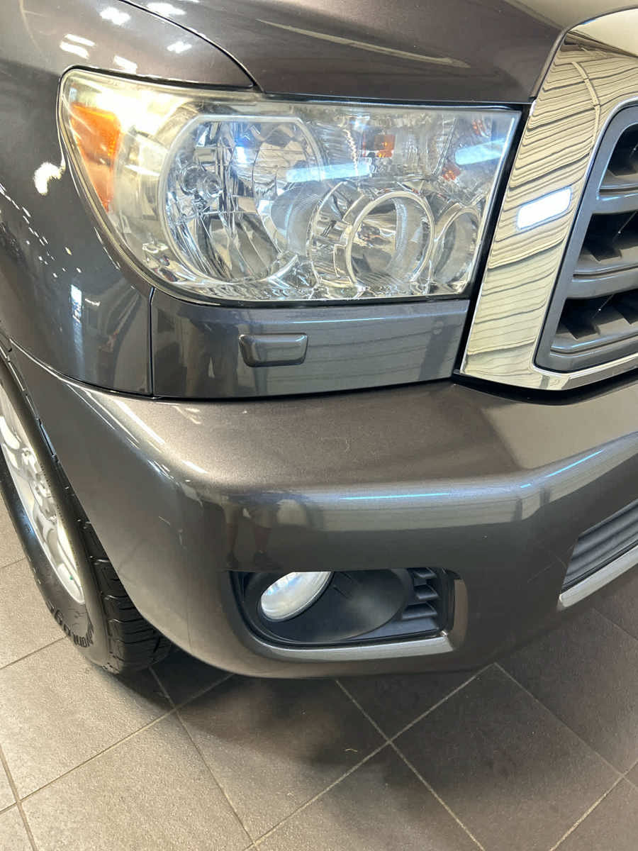 Used 2015 Toyota Sequoia SR5 AWD/4WD image 27