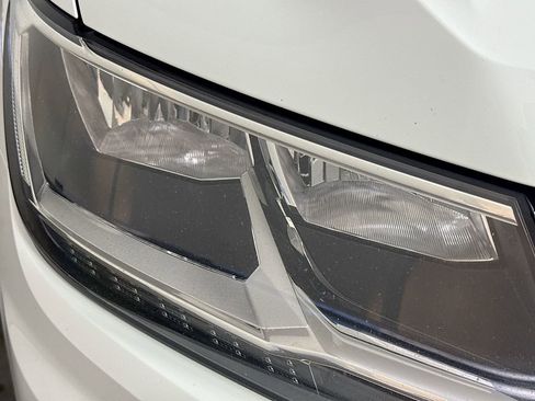 Used 2018 Volkswagen Tiguan S w/ 3rd Row Seat Package image 36