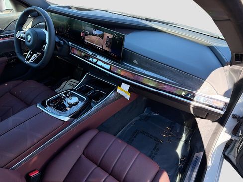 New 2026 BMW 750e xDrive w/ Executive Package image 14