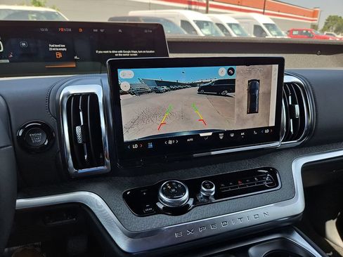 New 2027 Ford Expedition Tremor AWD/4WD image 24