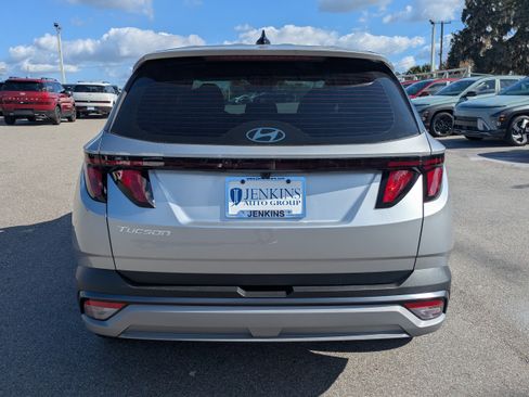 New 2026 Hyundai Tucson SE image 5