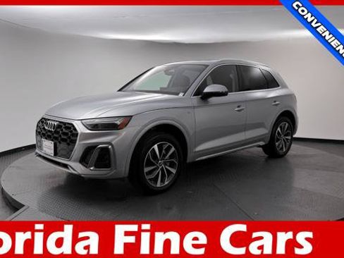 Used 2023 Audi Q5 2.0T Premium w/ Convenience Package AWD/4WD image 1