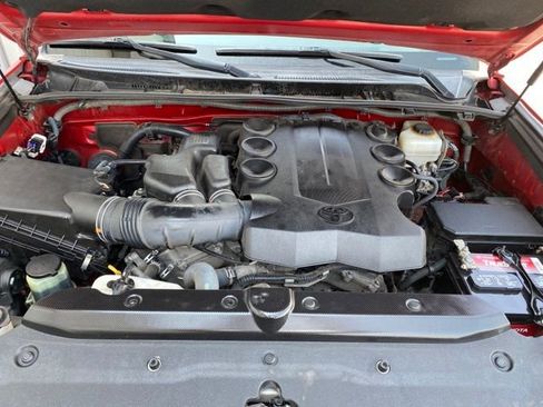 Used 2016 Toyota 4Runner SR5 image 32