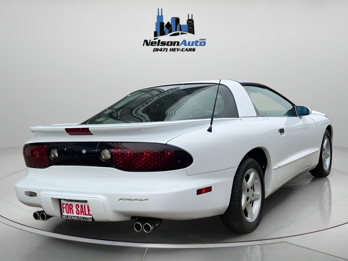 Used 1996 Pontiac Firebird Formula RWD image 4