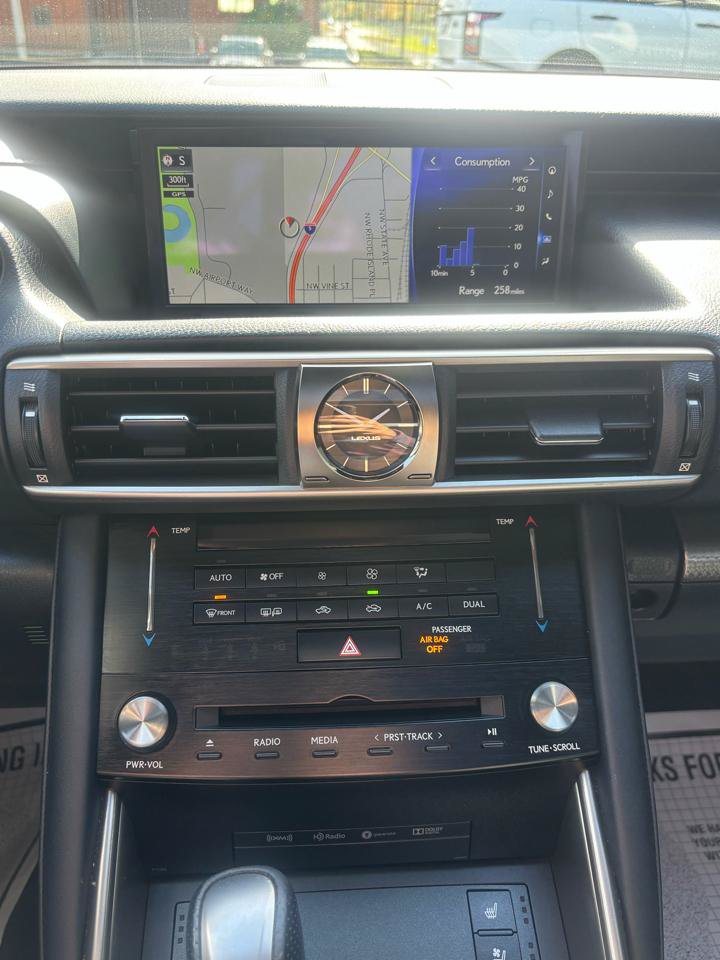 Used 2017 Lexus IS 300 F Sport w/ F Sport Package AWD/4WD image 21