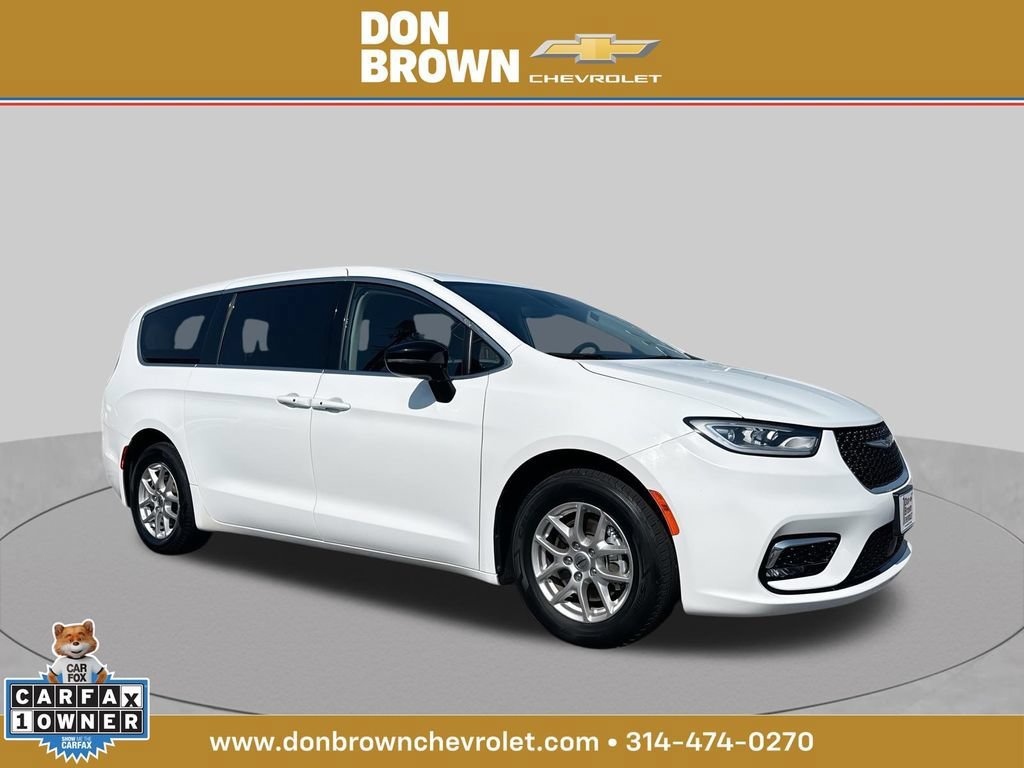 Used 2024 Chrysler Pacifica Touring-L FWD 360° Tour