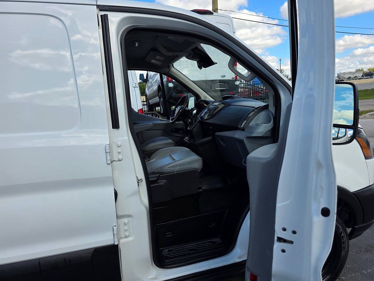 Used 2019 Ford Transit 250 148 Low Roof RWD image 14