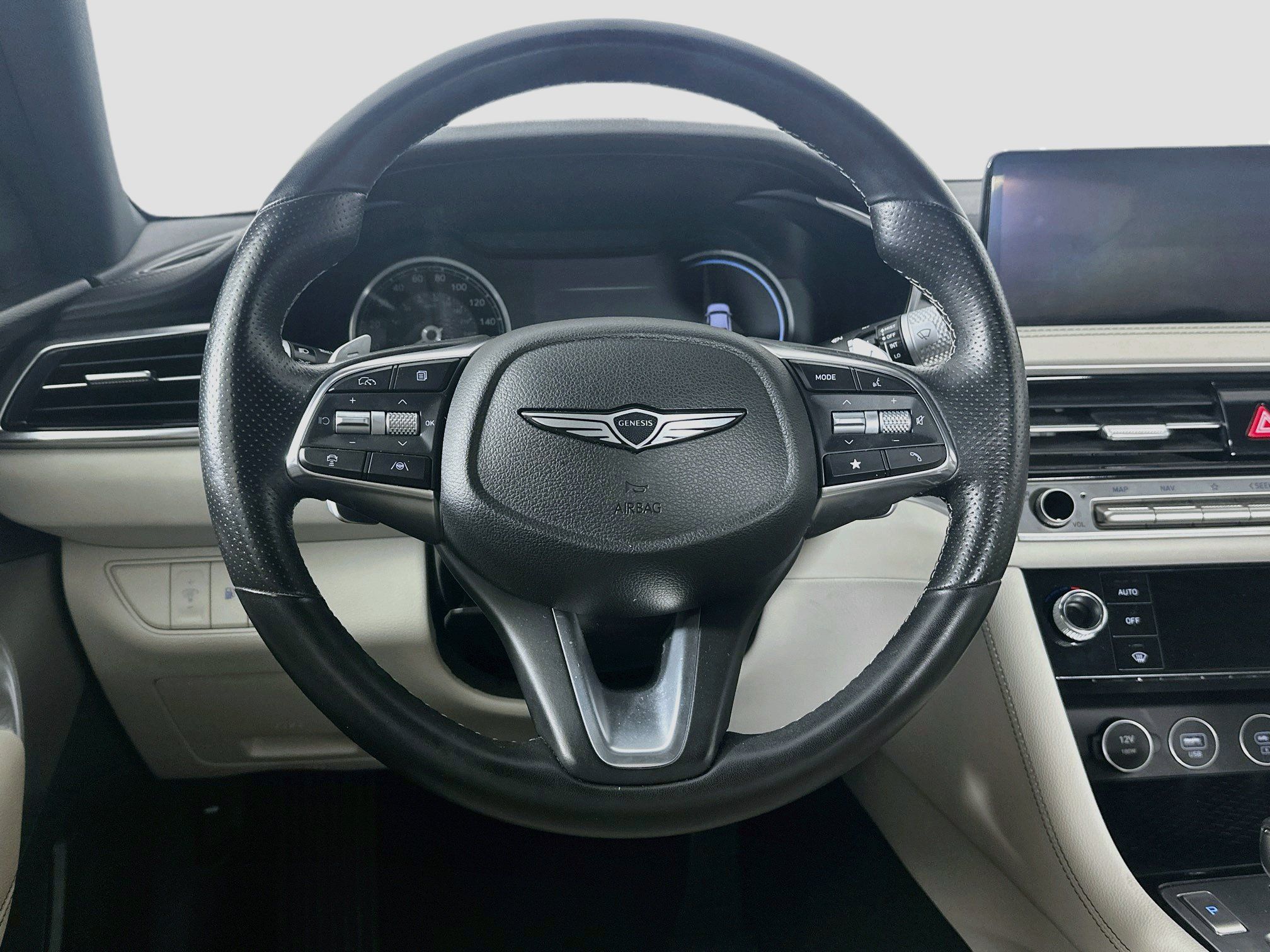 Used 2025 Genesis G70 2.5T AWD/4WD image 18