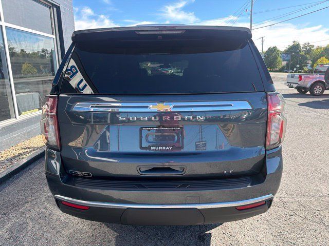Used 2021 Chevrolet Suburban LT AWD/4WD image 7