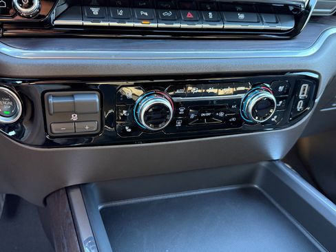 New 2026 GMC Sierra 2500 SLT w/ SLT Premium Package image 36