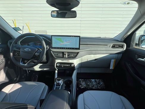 New 2025 Ford Escape SE w/ PHEV Premium Package image 13