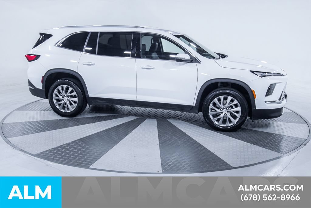 Used 2026 Buick Enclave Preferred FWD image 11