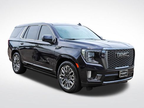Used 2023 GMC Yukon Denali Ultimate AWD/4WD image 7