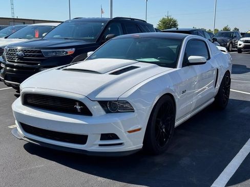 Used 2014 Ford Mustang GT Premium w/ Electronics Package RWD image 12