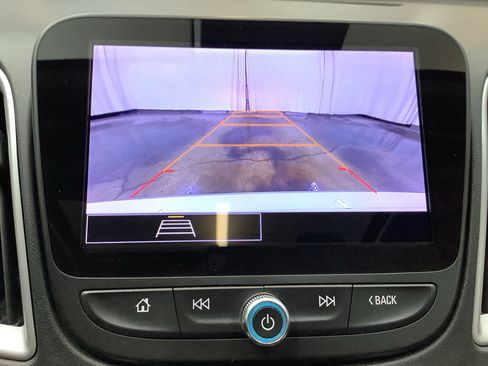 Used 2024 Chevrolet Malibu LT FWD image 18