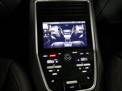 Used 2023 Porsche Panamera 4S AWD/4WD image 43