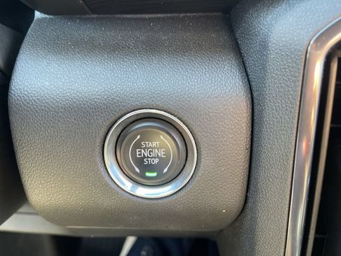Used 2026 GMC Acadia AT4 w/ Super Cruise Package AWD/4WD image 17