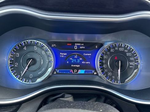 Used 2015 Chrysler 200 C image 17